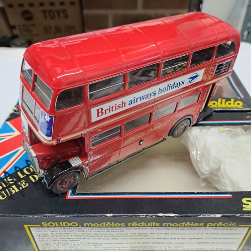 60 - 1 SOLIDO BUS PLUS LARGER POSSIBLY RE-LIVERIED C'SM BUS IN INCORRECT SOLIDO BOX