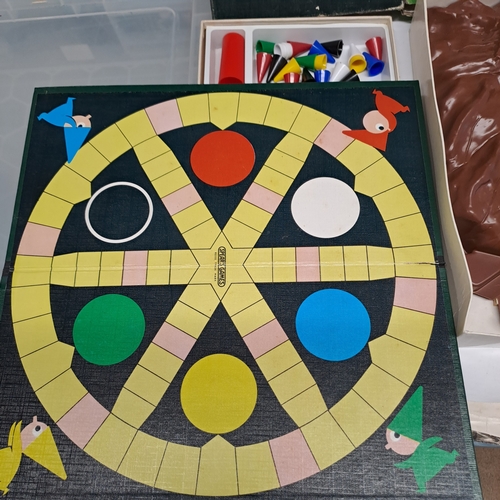 38 - WADDINGTONS BOARD GAME LOST VALLEY OF THE DINOSAURS PLUS SPEARS COPPITS (CONTENTS UNVERIFIED)