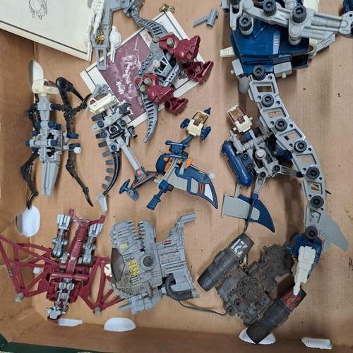 42 - TRAY OF TOMY ZOIDS GIANT ZORK MANTA ZOID AND MANY MORE - SOME INCOMPLETE