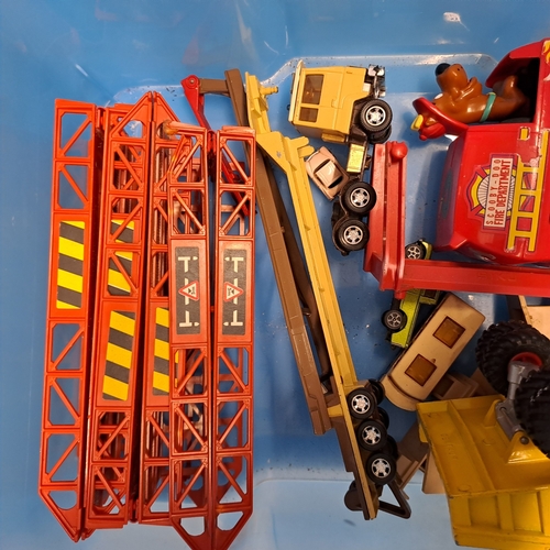 43 - DINKY TOYS AVELING BARFORD CENTAUR SCOOBY DOO FIRE ENGINE AND MATCHBOX SUPERKINGS BRIDGE LAYER