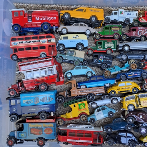 40 - CORGI UNBOXED CLASSICS AND MANY OTHER MAKES