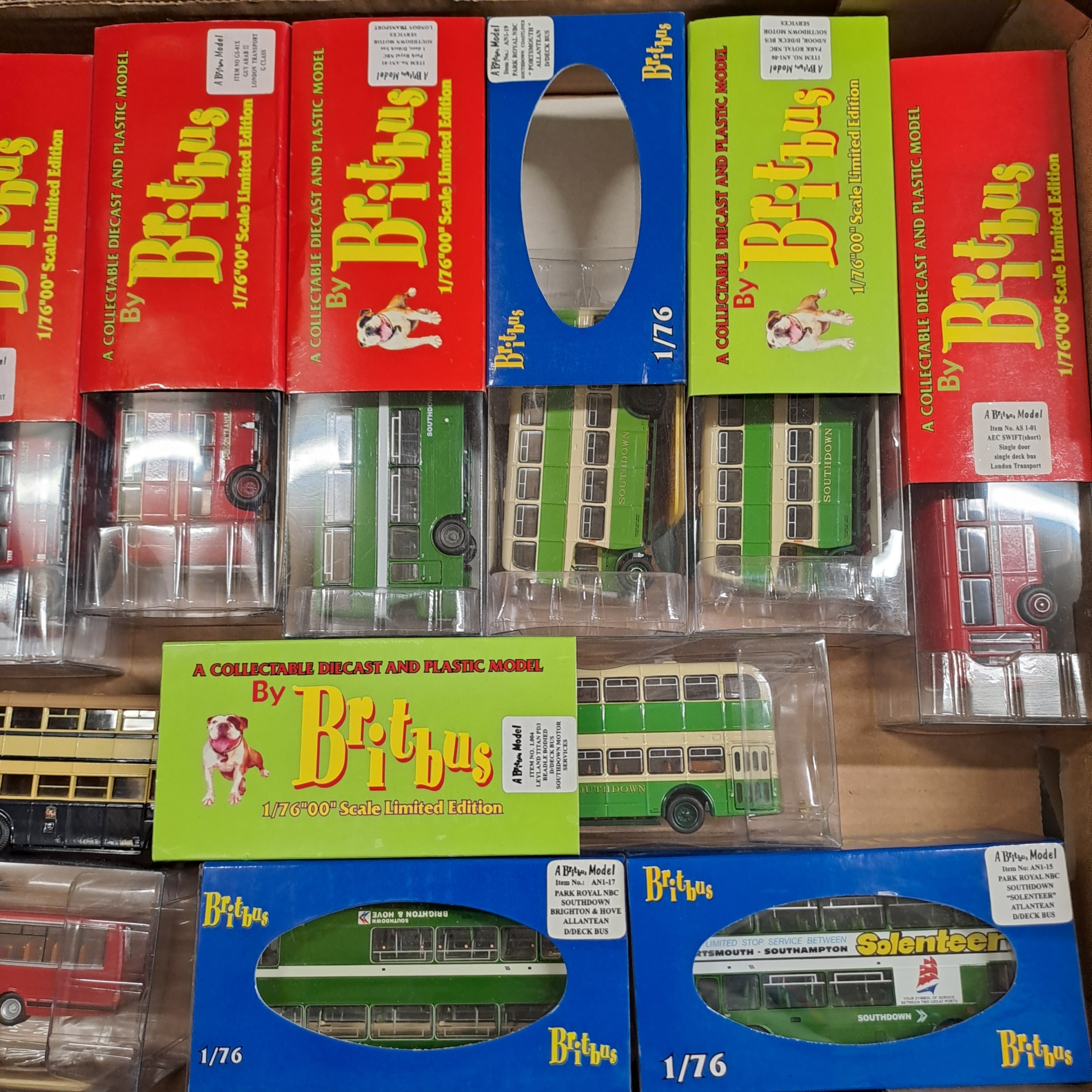 TRAY OF BRITBUS MODELS