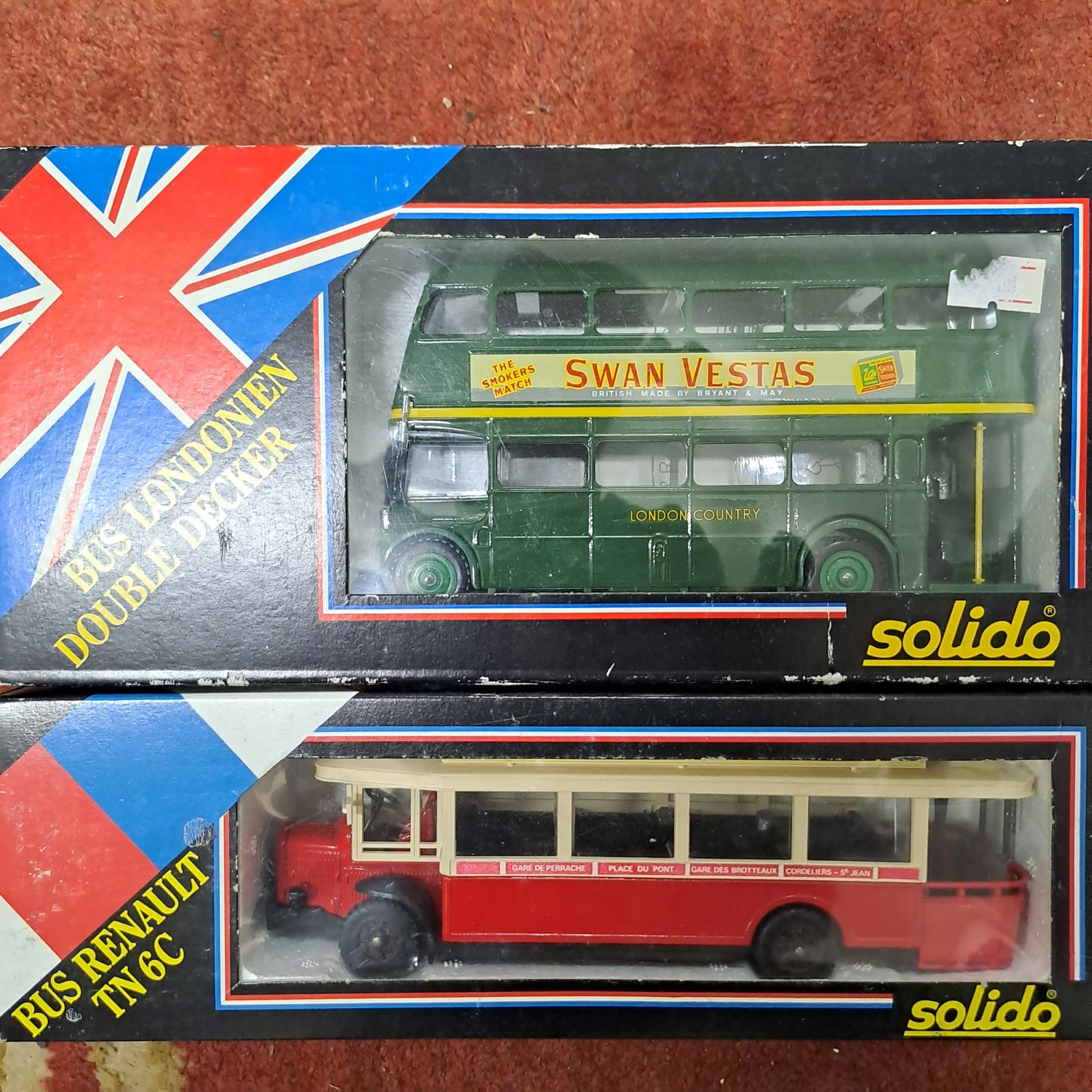 2 SOLIDO BUS MODELS