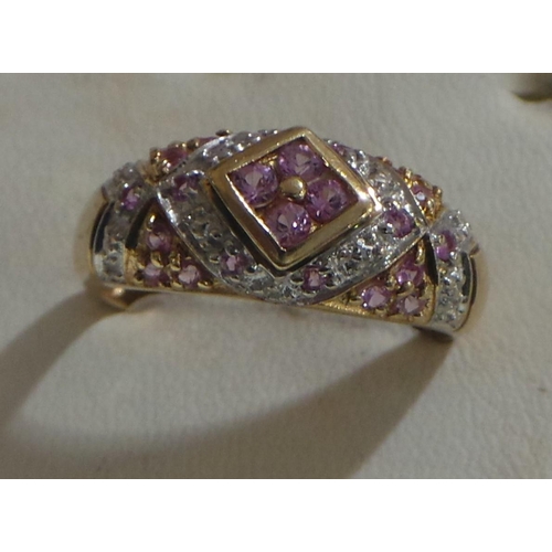 181 - 9ct Pink Sapphire Cluster Ring