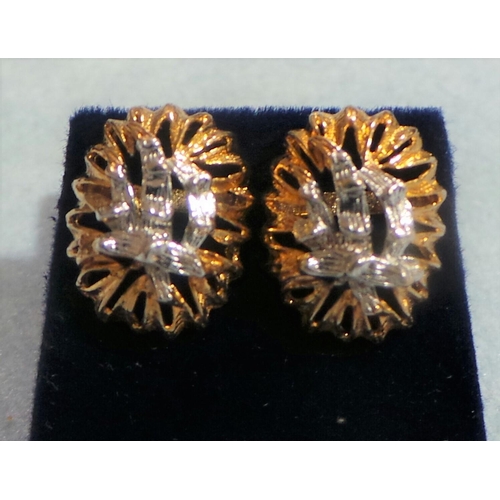 186 - Gold Cluster Ear Rings