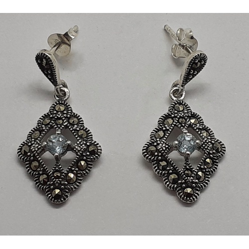 89 - Silver Aquamarine Pendant & Matching Earrings.  Chain length: 16