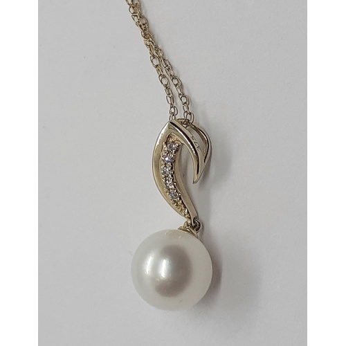 208 - 9ct Diamond & Pearl Pendant on 9ct Chain