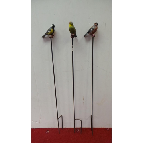 391 - Set of 3x Garden Bird Ornaments on Stands