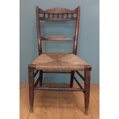 452 - Childs Sugan Chair