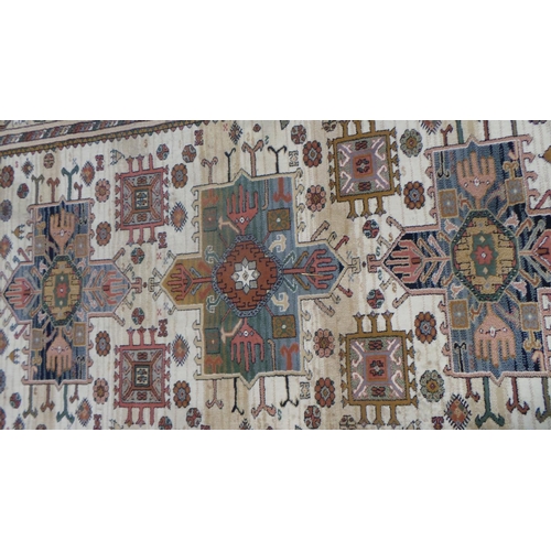 18 - Aztec Style Rug Multi-Coloured, 6ft x 4ft 6