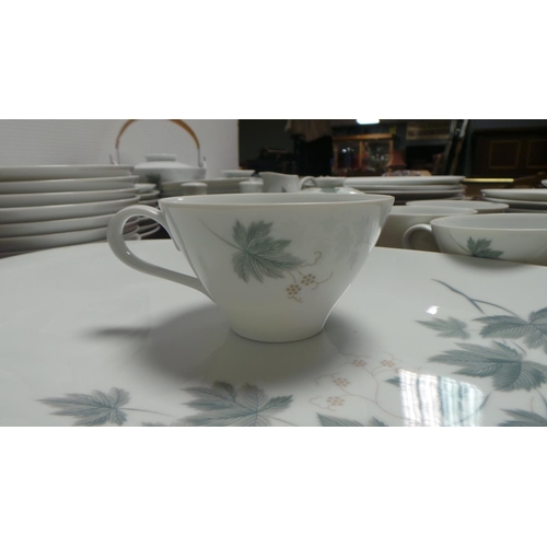 414 - Noritake China Dinner and Tea ware - Wild Boy