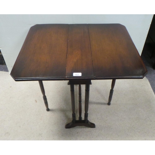 423 - Sutherland Drop Leaf table