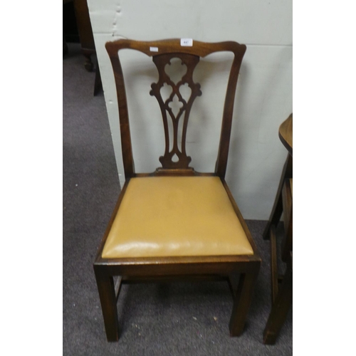 447 - Set of 6x Dining Room Chairs comprising of 4 chairs and 2 carvers