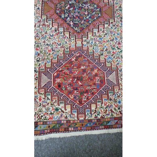 436 - Carpet Square - 190cm x 114cm