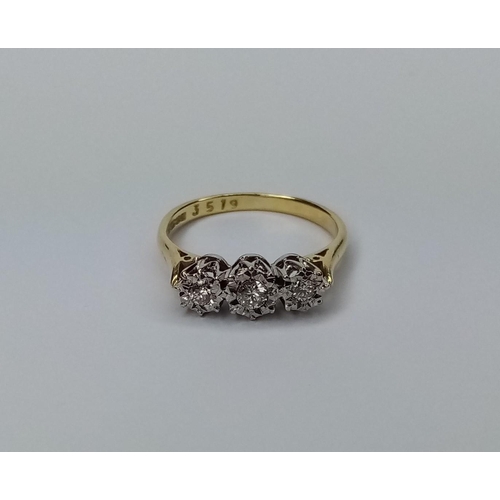 215 - 18ct Diamond 3 Stone Ring

Size O