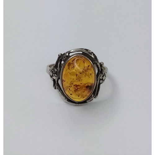 229 - Silver Amber Set Ring