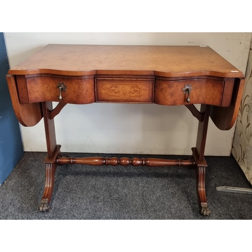 158 - Walnut Drop Leaf Sofa Table
table measures 77cm high x 60cm deep x 93cm long plus two 30cm leaves