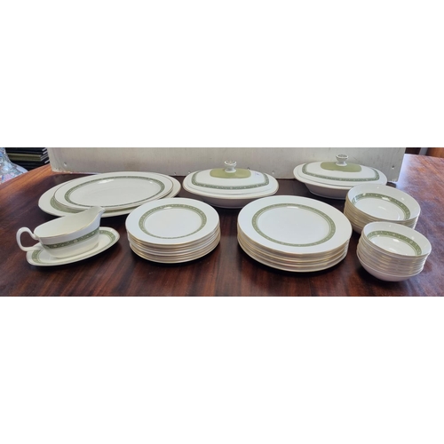 53 - Royal Doulton Rondelay Dinner Service