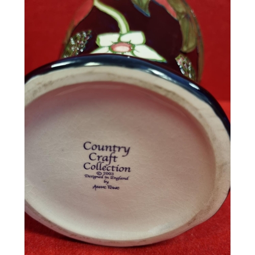 71 - Country Craft Cottage Vase