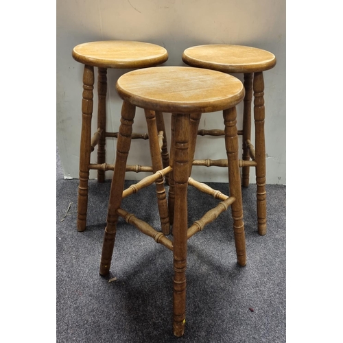 305 - Lot of 4x High Kitchen Stools