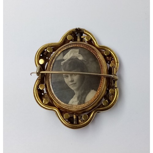 403 - Victorian Mourning Brooch, reversible