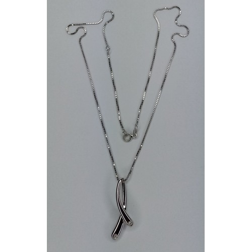 408 - Hot Diamond Pendant & Chain, 16