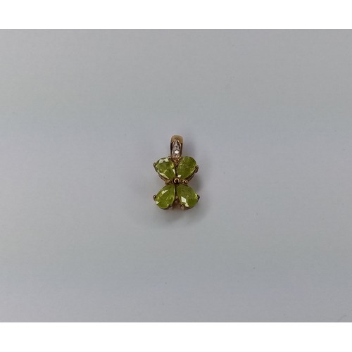 418 - 9ct Gold Peridot Pendant & Ring