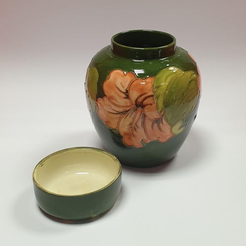 33 - Moorcroft Ginger Jar - Green 

H:15cm