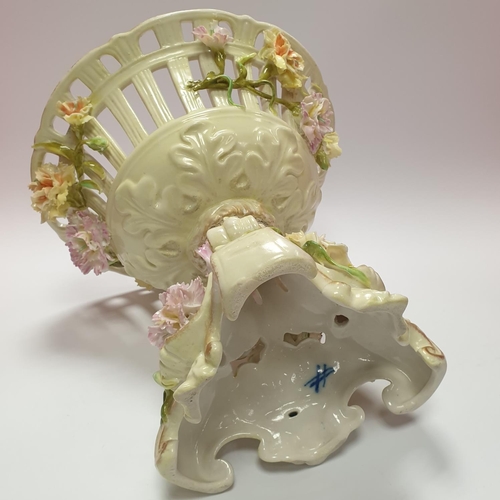 34 - Continental porcelain flower encrusted basket on stand/Centerpiece, H:24.5cm x Diameter :25cm