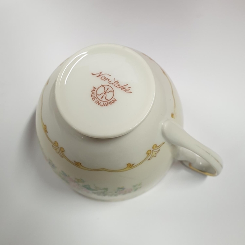 55 - Noritake 19pcs Part Tea Set