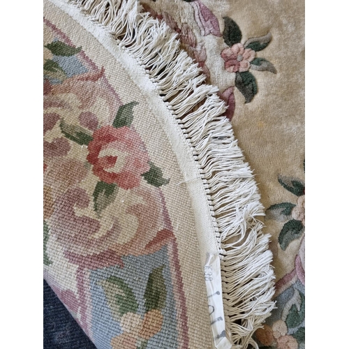 27 - Circular Embossed Wool Rug, Diameter 145cm