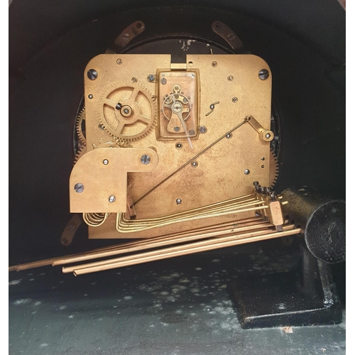 53 - Wooden Mahogany Mantel Clock, H:21 x W:33 x D:18cm