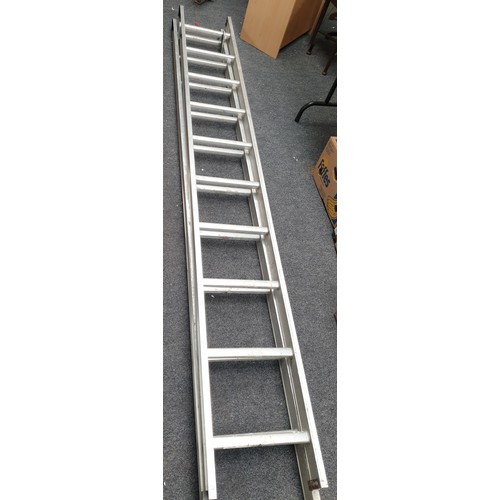 320 - Double Extension Ladder, 2.86M Closed, 5.02M Fully Extended