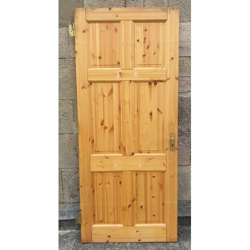 326 - 6x Wooden Interior Doors