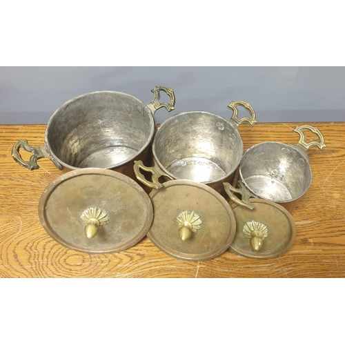 103 - 3 x Copper Pots with Lids, Largest: height 20cm with 27cm diameter