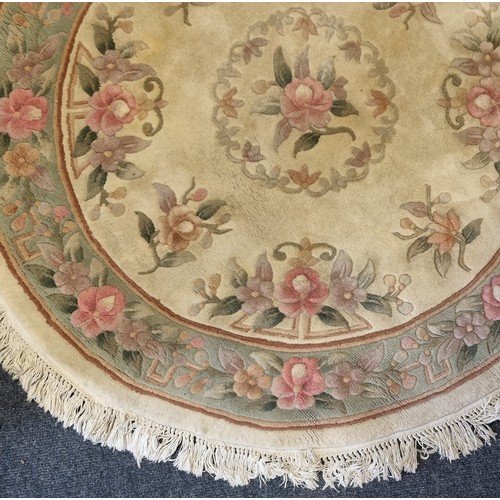 38 - Circular Embossed Rug, D:130cm