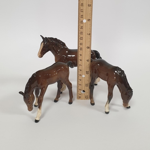 45 - Lot of 3x Small Beswick Porcelain Horse Figures, tallest 12cm