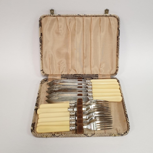 142 - Set of Six Newbridge Dessert Knives and Forks in Case along with Six Butter Knives