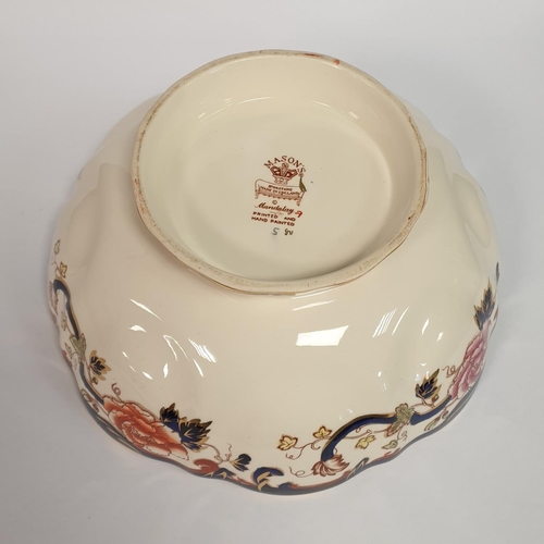 165 - A Mason's Ironstone Mandalay Footed Fruit Bowl, Diameter 27cm