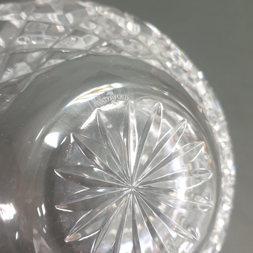 186 - Waterford Crystal Vase (H:15 x D:10.5cm) and Bowl (H:8 x D:17cm)