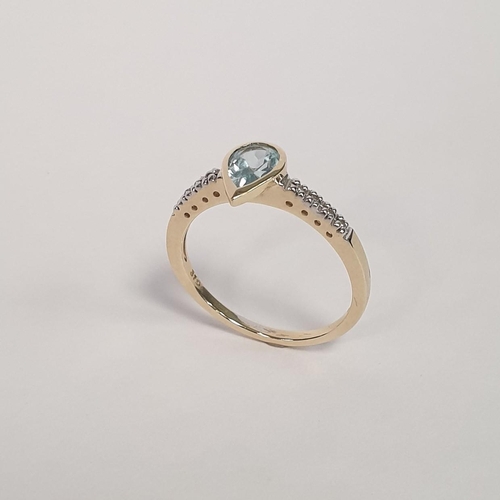 301 - 9ct Diamond and Aquamarine Ring, Size Q