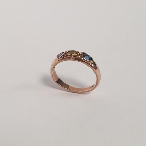 311 - 9ct Rose Gold Three Stone Ring, Size O