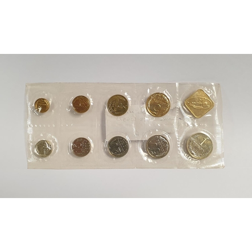 332 - Lot of 13x Assorted Coins including Three 1991 Marshall Islands Commemorative Coins