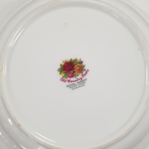 294 - A Royal Albert Old Country Rose 26pcs Dinner Service Comprised of; Meat Plate, 2x Tureen, 8x Dessert... 