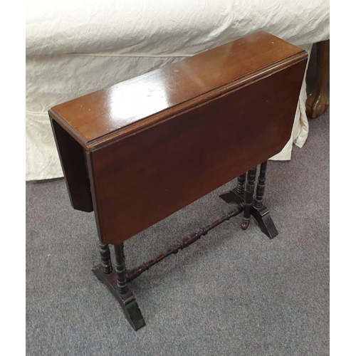 298 - Sutherland Mahogany Drop Leaf Table H: 60cm x W: 60cm L: 15cm (Closed) Open: 72cm