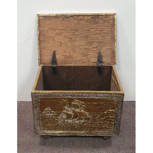 286 - Brass Log Box and Brass Firescreen