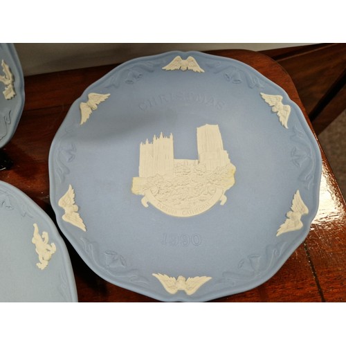 554 - Lot of Wedgewood Plates