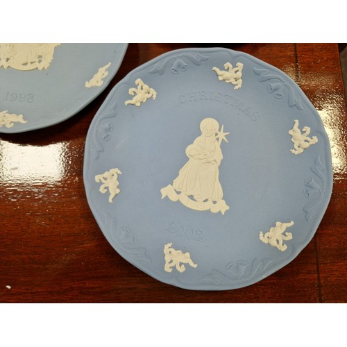 554 - Lot of Wedgewood Plates