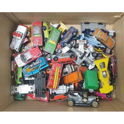 544 - Assorted lot of Dinky Cars