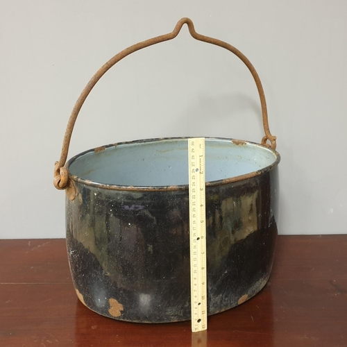 607 - Large Vintage Enameled Pot, H:25 x W:40 x D:30cm